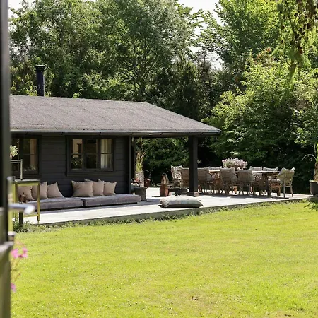 Casa vacanze Stylish Near Kaprifoliestrand Vejby