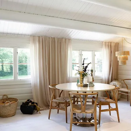 Stylish Near Kaprifoliestrand